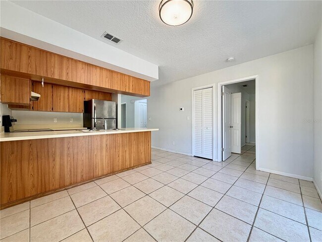 Building Photo - 2761 62nd Terrace N