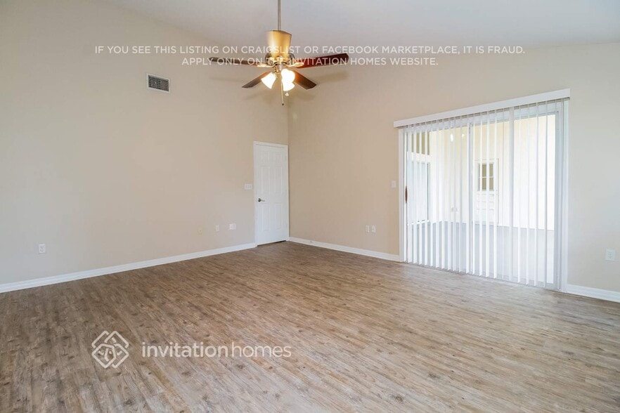 Building Photo - 139 Varsity Cir