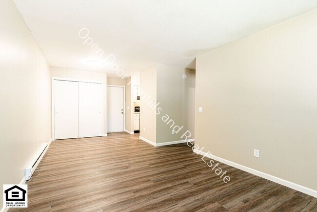 Building Photo - 503 Autumn Hls Dr