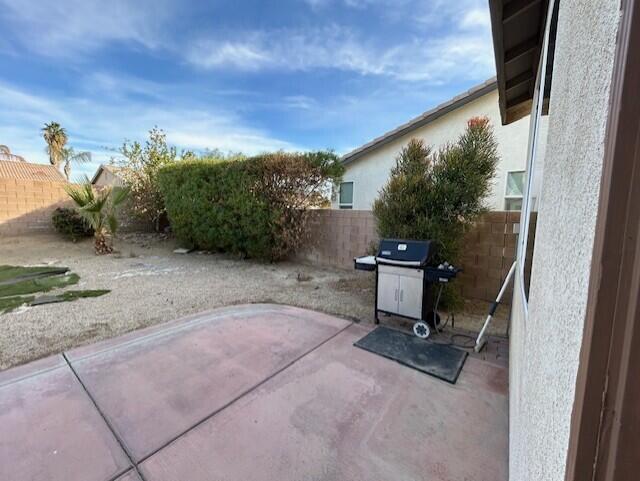 Building Photo - 80742 Diamondback Trail