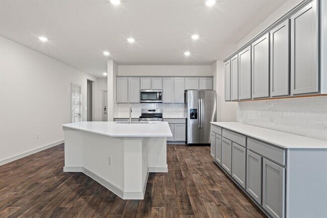 Building Photo - 3024 Louris Ln