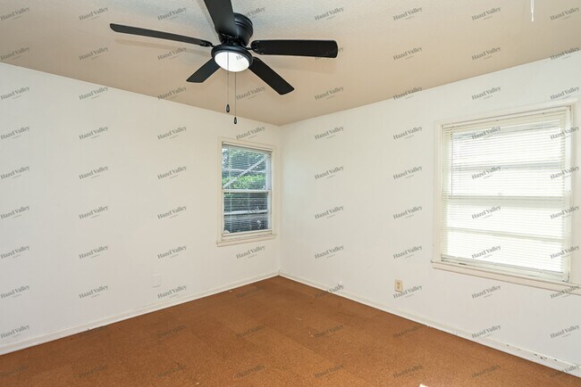 Building Photo - 1316 Terminal Rd