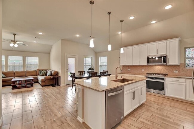 Building Photo - 9730 Hazel Fern Ct