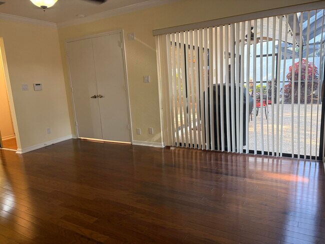 Building Photo - 21435 Campo Allegro Dr
