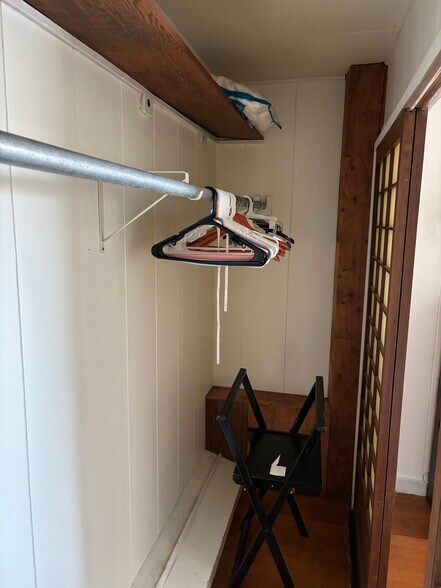 Building Photo - 1970 Mott-Smith Dr