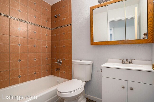 Building Photo - 3 br, 2 bath House - 709 Zion Dr