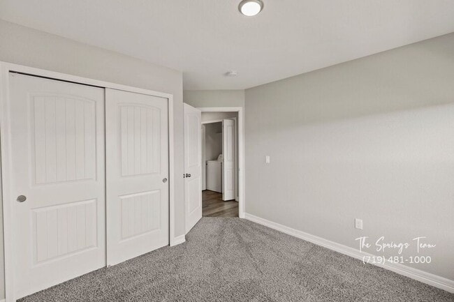 Building Photo - 756 Brambleberry Hts