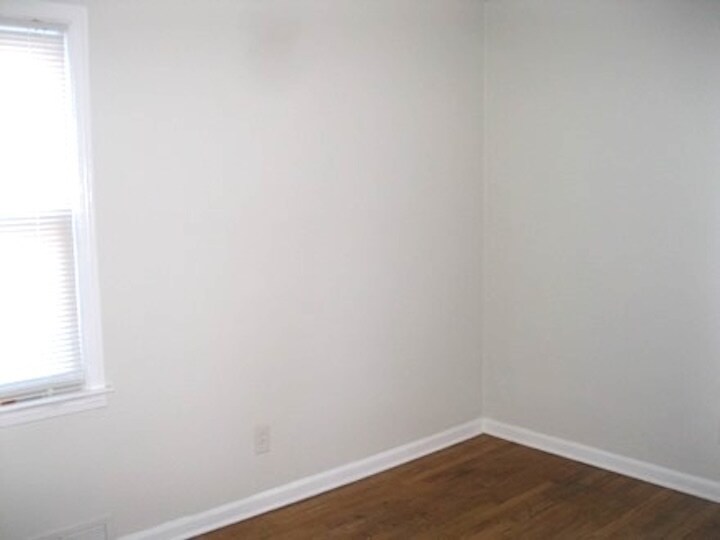 Building Photo - 21536 Panama St