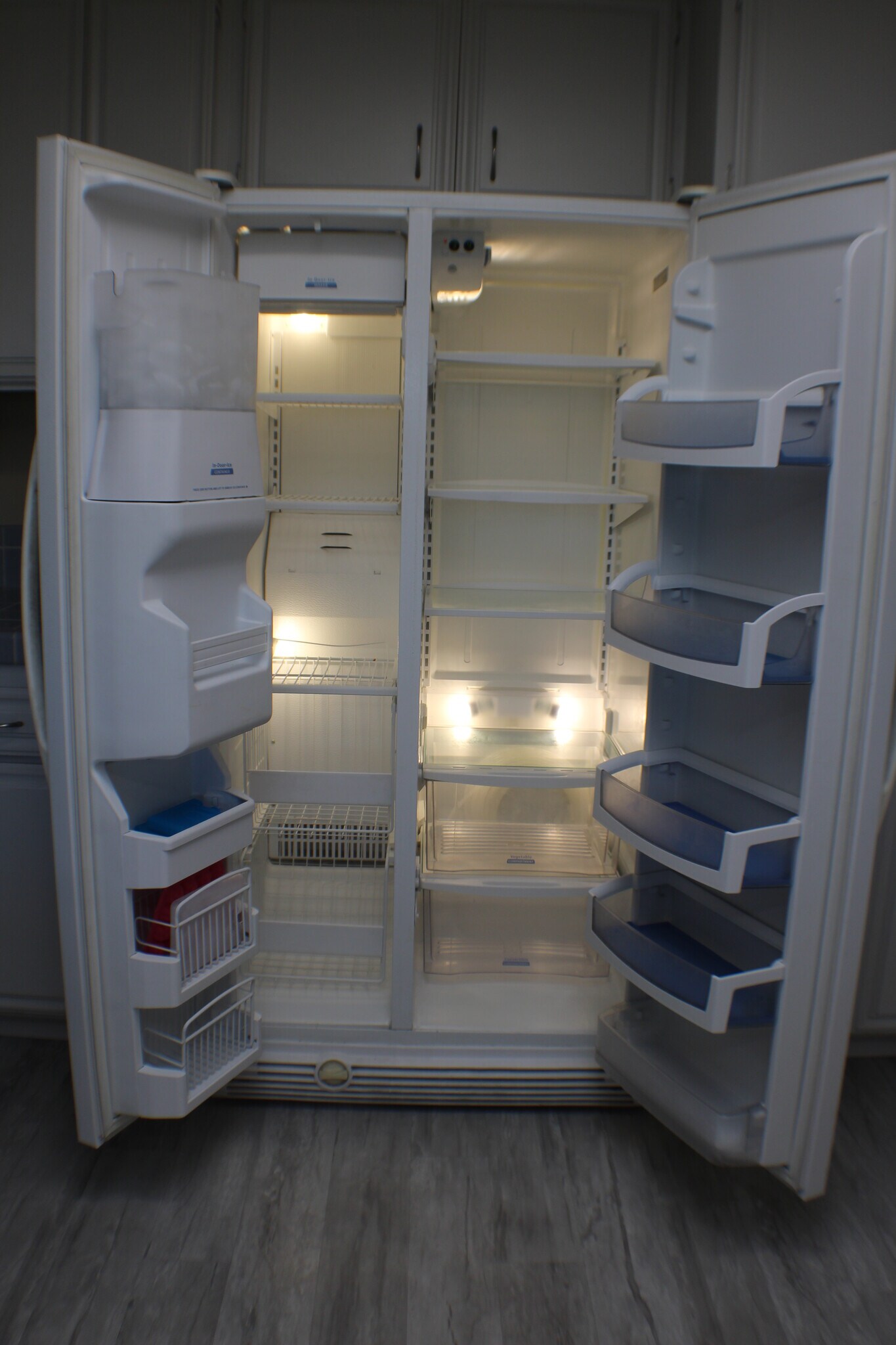 Largest Fridge with lots of storage - 6612 Reservoir Ln