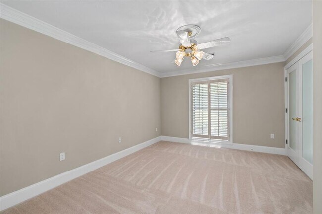 Building Photo - 1120 Highland Bluff Dr S E