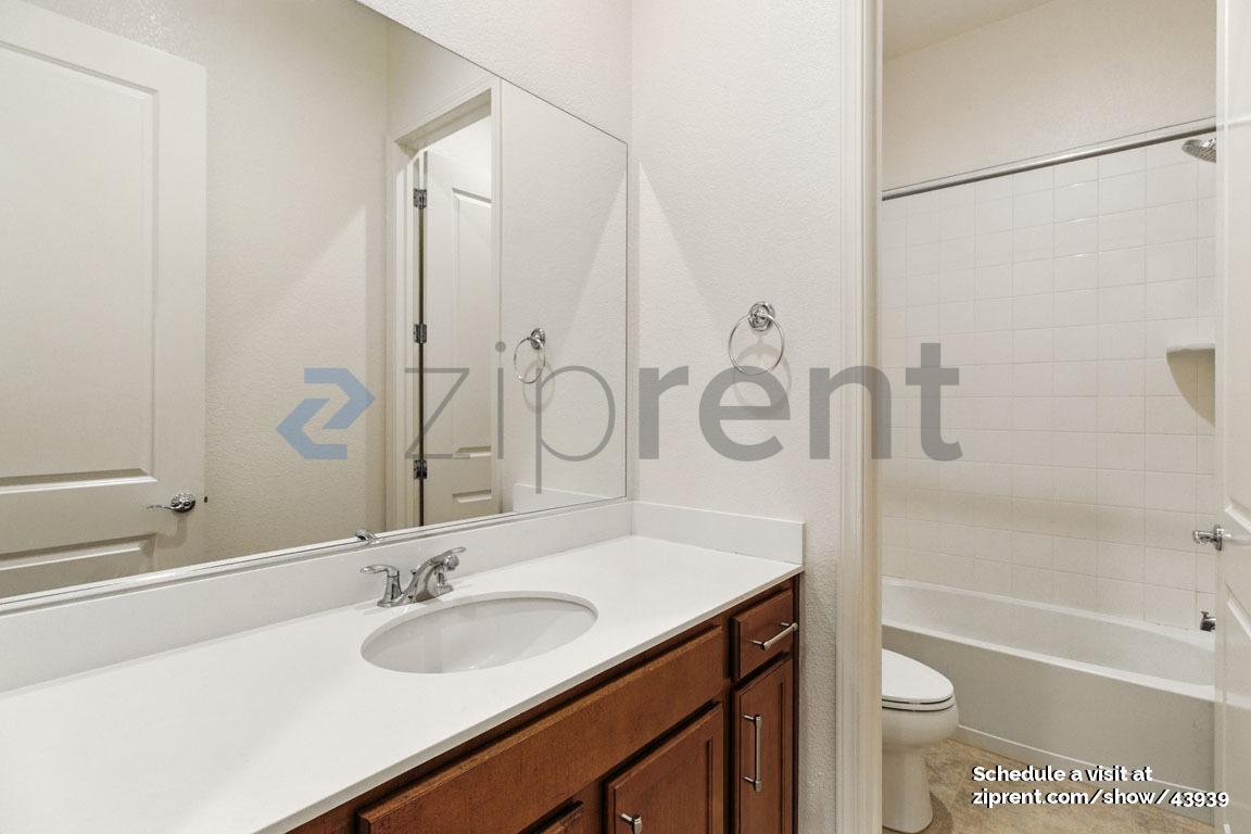 Building Photo - 15042 Iron River Dr