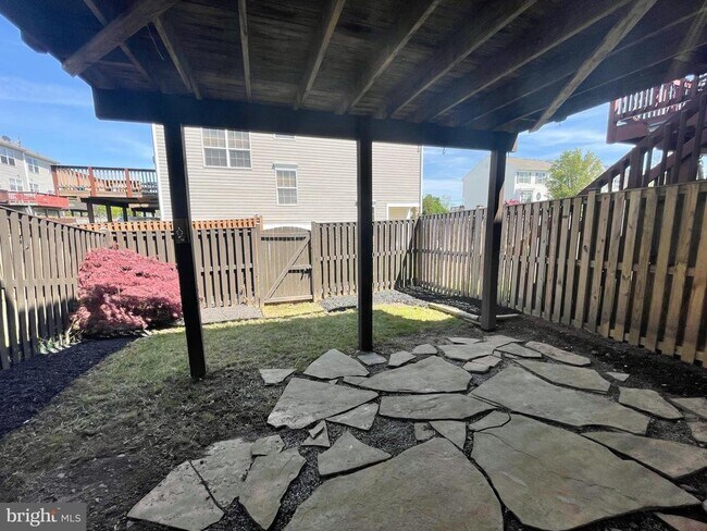 Building Photo - 43670 St Helena Terrace