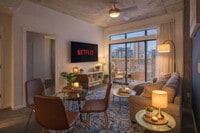 Building Photo - 333 E Roosevelt St