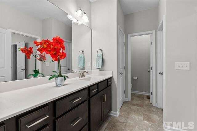 Building Photo - 2223 Chattering Lory Ln