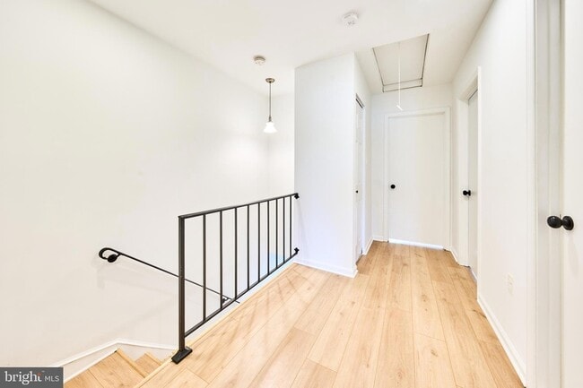 Building Photo - 5 Briarstone Ln