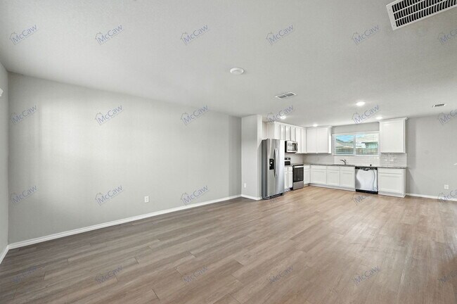 Building Photo - 6305 Port Ct