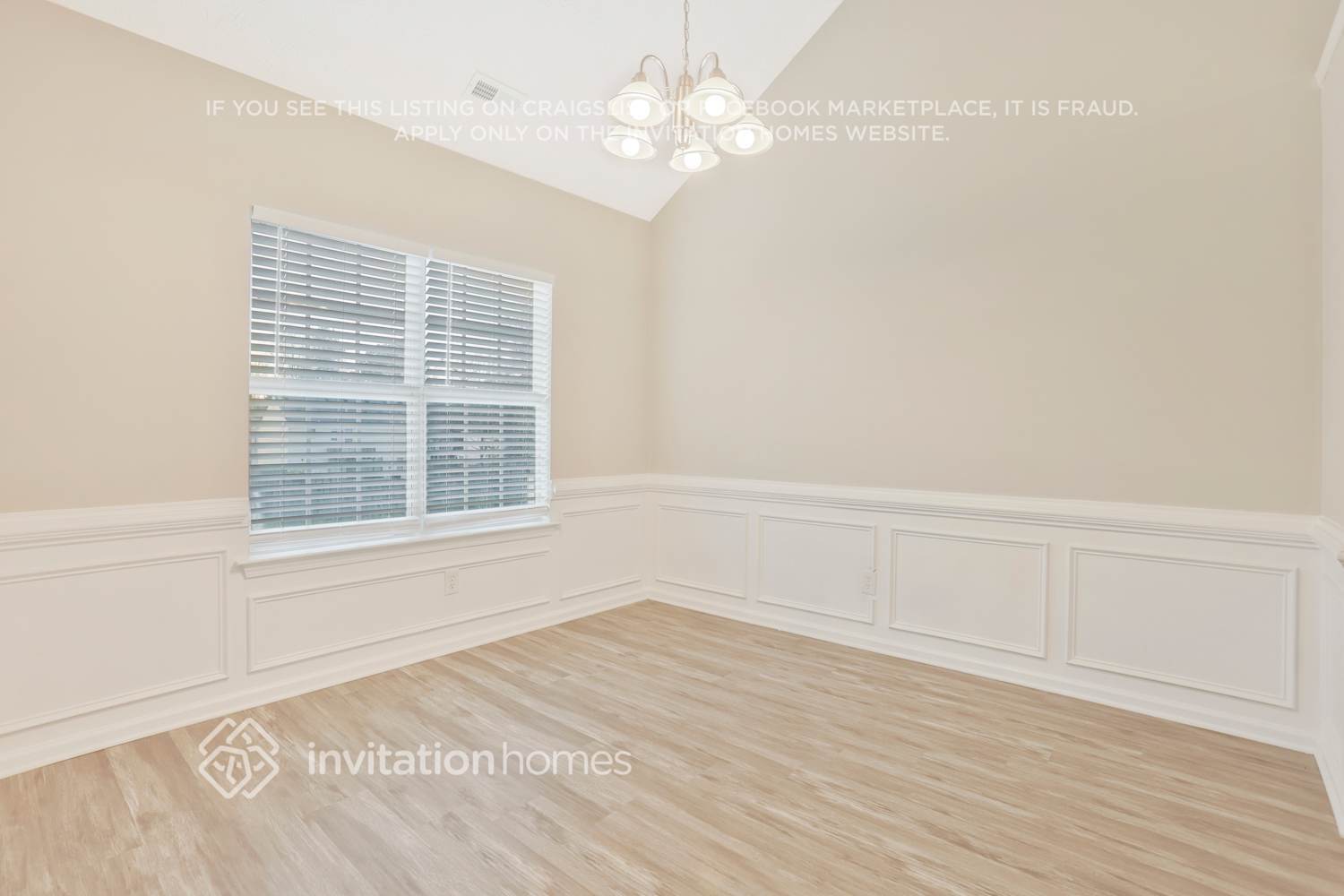 Building Photo - 442 Limerick Way