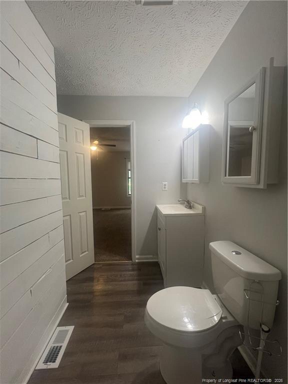 Building Photo - 119 Villa Dr