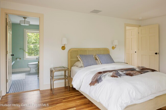 Building Photo - 243 Morton Rd