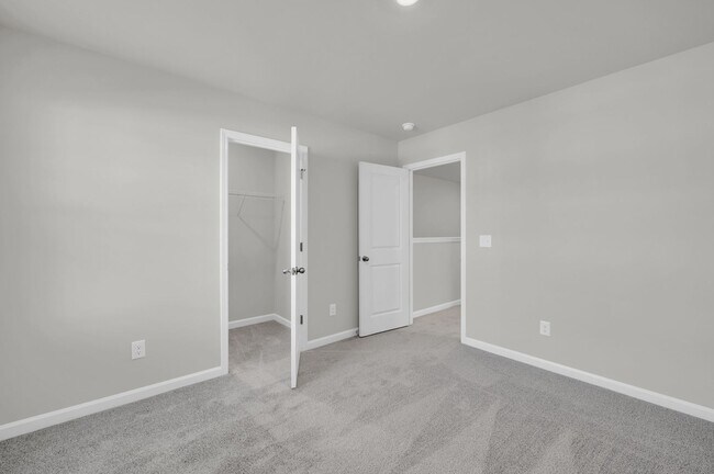 Building Photo - 246 Arnette Dr