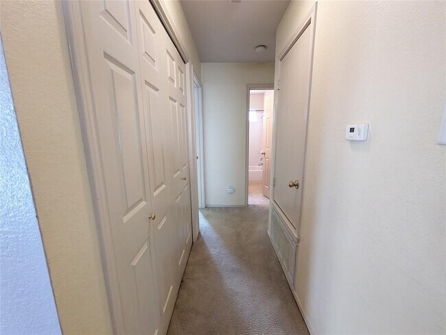 Building Photo - 14508 Spearmint Tea Trail