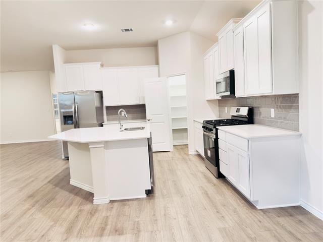 Building Photo - 2117 Eugene St