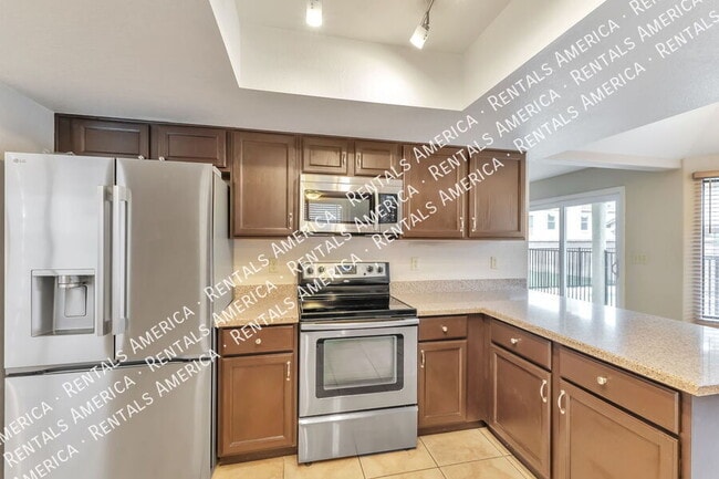 Building Photo - 10327 N Mineral Spring Ln