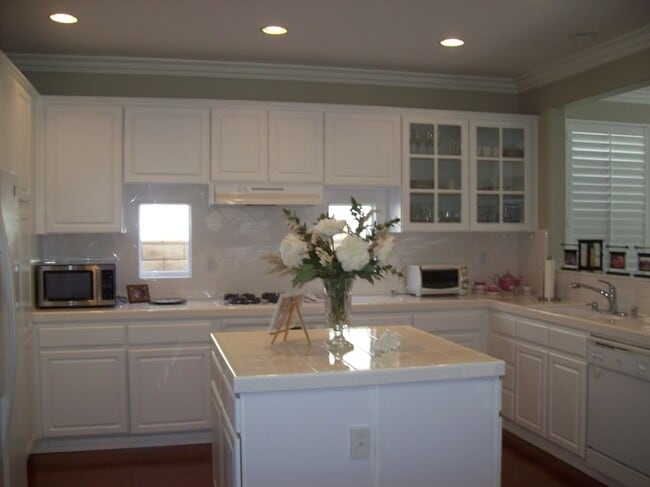 Building Photo - 464 Arbor Ct