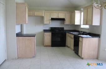 Building Photo - 3015 Nancy Jane Dr