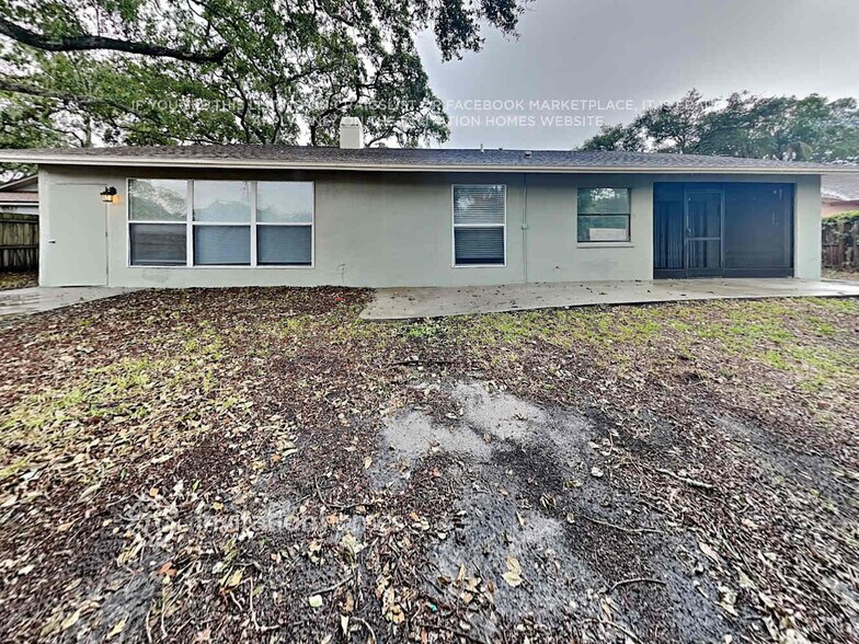 Building Photo - 2255 Harbor Pointe Pl