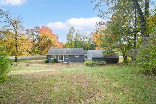 Building Photo - 111 Cemetery Rd