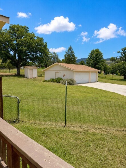 Building Photo - 2984 Indian Hill Rd