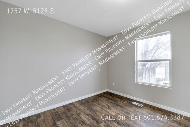 Building Photo - 1757 W 5125 S St