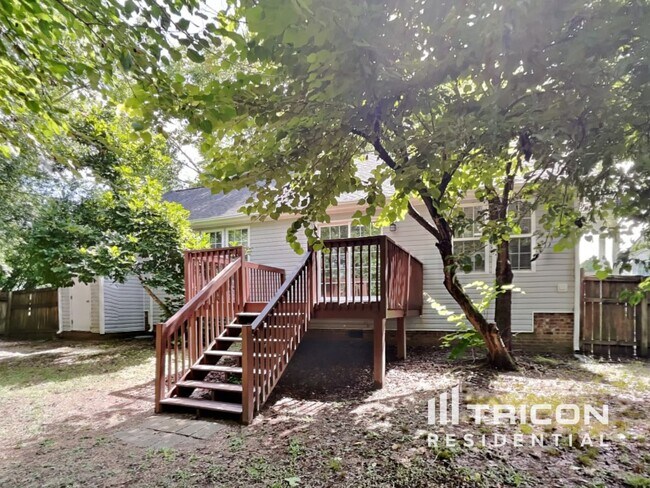 Building Photo - 7205 Spanglers Spring Way
