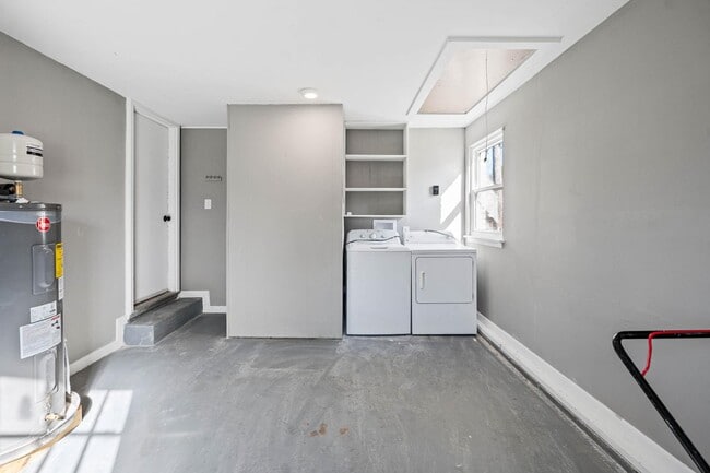 Building Photo - 3314 Lockwood Ct SW