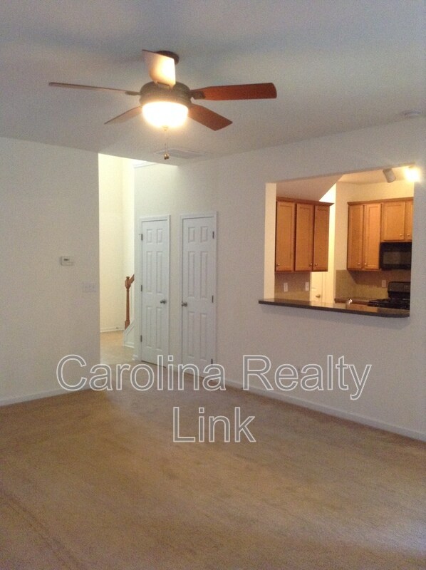 Building Photo - 7228 Handon Ln