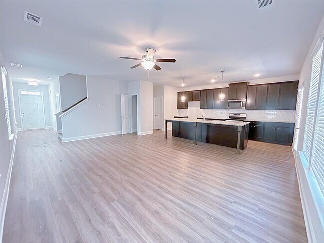 Building Photo - 2614 Mls Cmn Dr