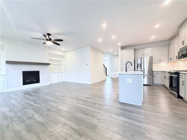 Building Photo - 4395 Declan Dr