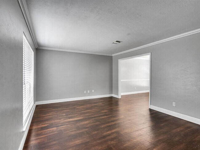 Building Photo - 4430 Echo Falls Dr