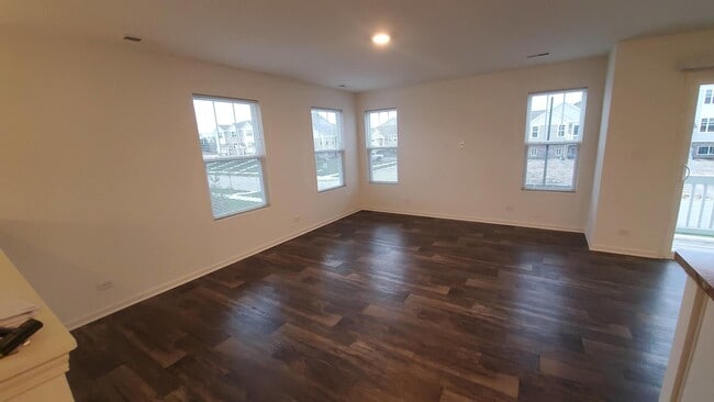 Building Photo - 192 Goldenrod Dr