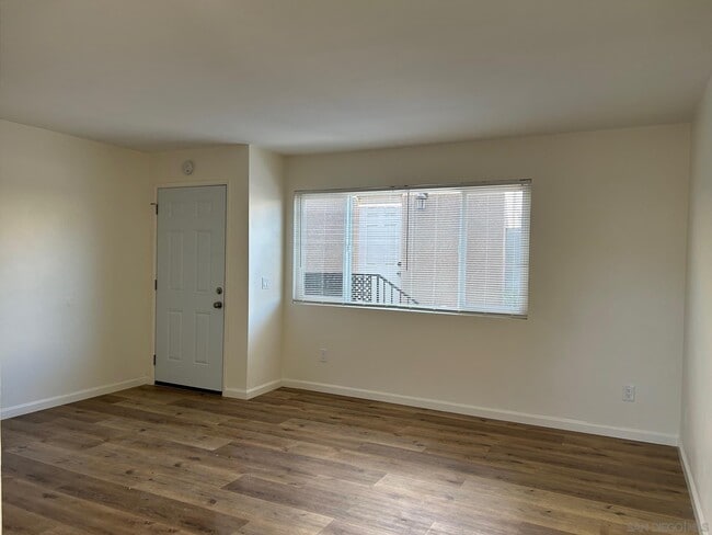 Building Photo - 3672 Bancroft St