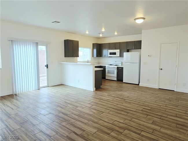 Building Photo - 1928 Salvation St