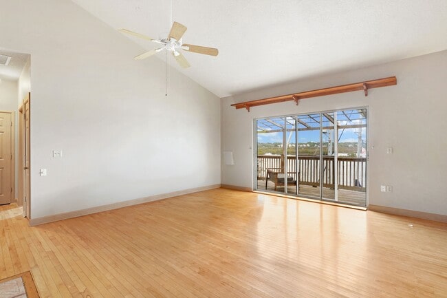Building Photo - 601 S Ponce De Leon Blvd