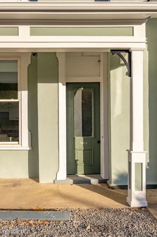 Building Photo - 811 Westover Dr