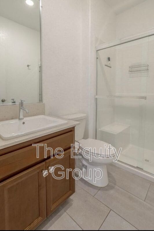 Building Photo - 145 E Taylor Ave