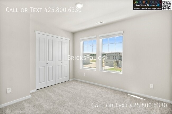 Building Photo - 1342 SW Pendleton Way