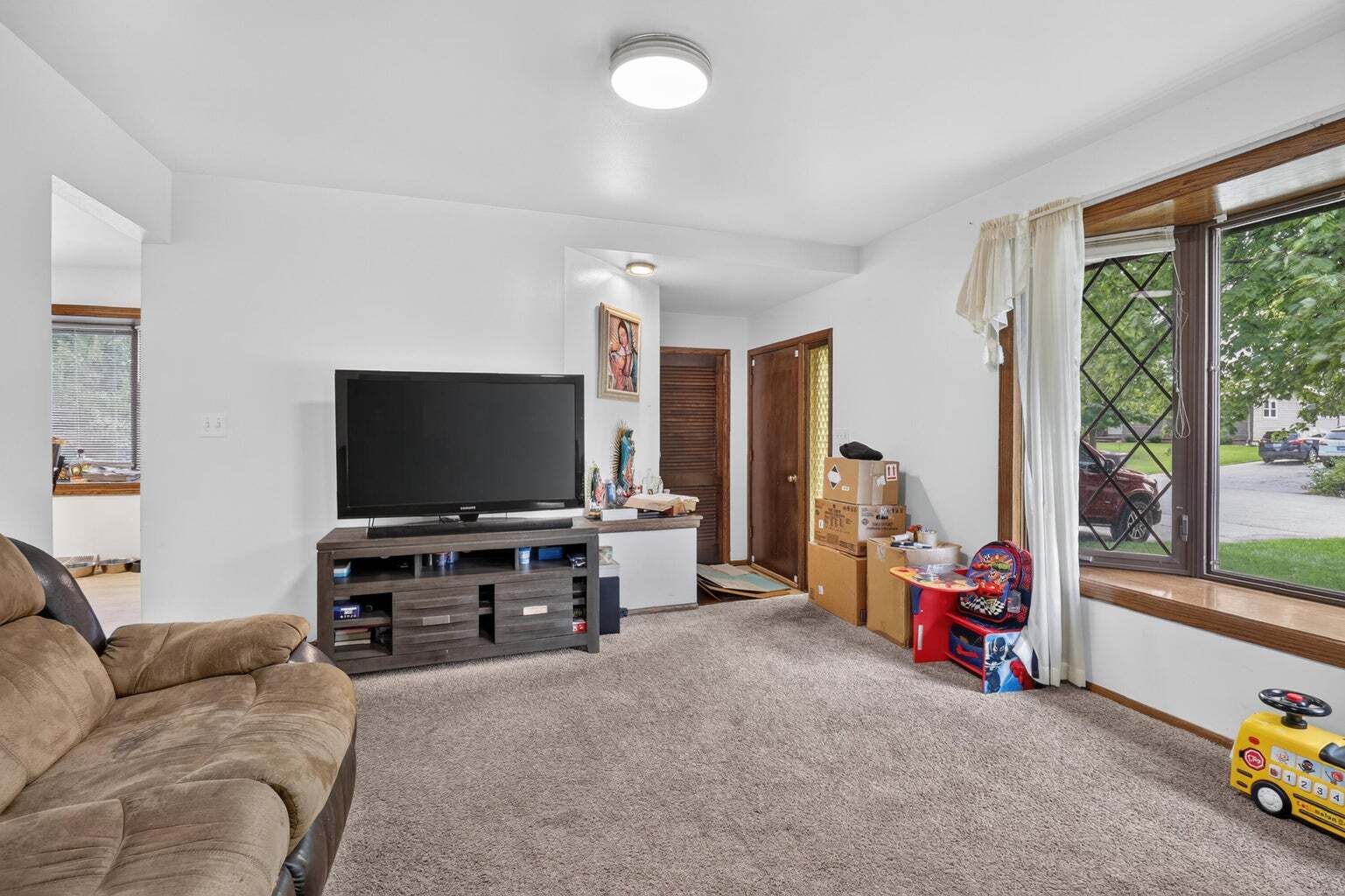 Building Photo - 5314 W Allerton Ave