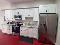 Building Photo - 2 bed 1 bath "fully furnished" monthly ADU...