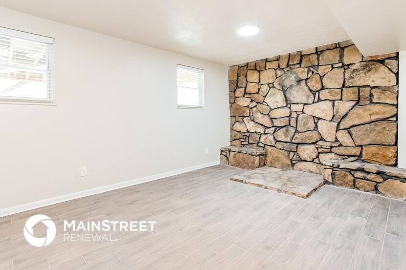 Building Photo - 5409 Avebury Ln