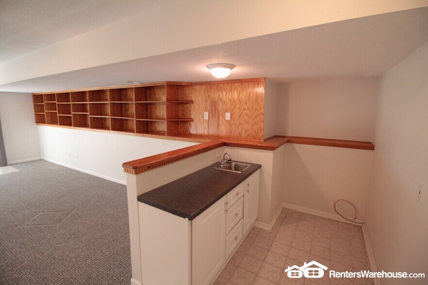 Building Photo - 7144 Cody Dr